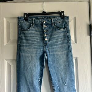 Size 10 short American Eagle skinny jeans.